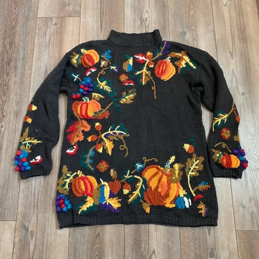 BLACK Tunic SWEATER * Intarsia & EMBROIDERY * FALL LEAVES Pumpkins * 47" bust
